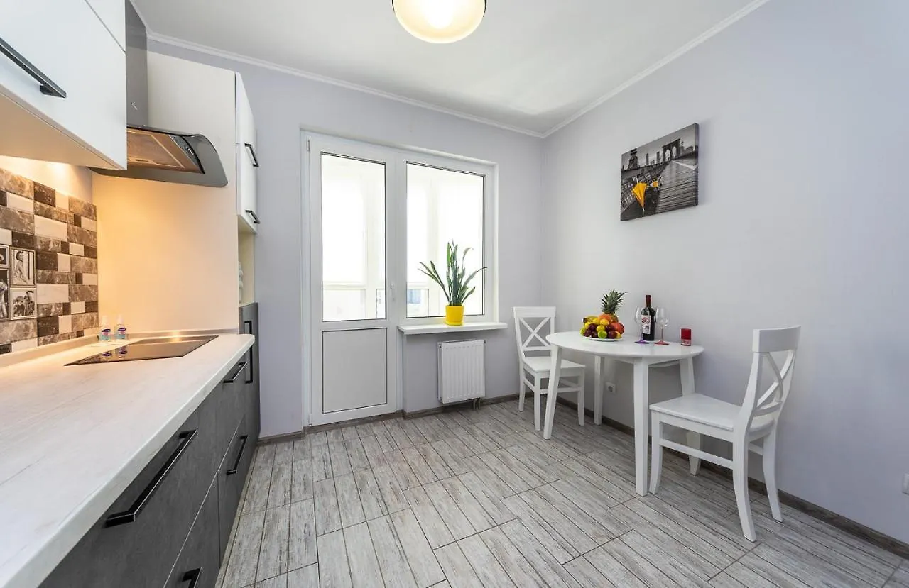 Apartman 1-Ком Квартира В Новом Доме Возле Метро Осокорки Kijev
